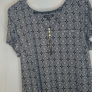 Roz&Ali black polyester tunic w gold zipper